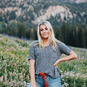 Meet your Posher, Avery